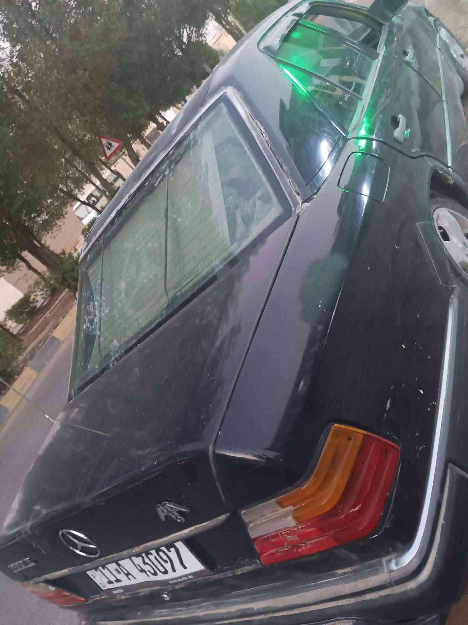 مرسيدس 300E • موديل ٨٧ • بابل
