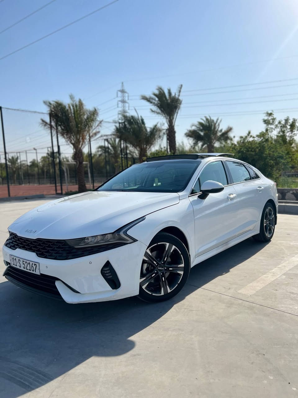 السلام عليكم Kia K5 خليجي موديل 2023  فول مواصفات 1/1 رقم بغداد الانكليزي سنوية وهزه جدد. باسمي السيارة ضمان شركة الدولية مكفولة كفالة عامة لاشخط لا رصعة لا دحجة كلش جديده سياره ماشية 60الف كيلو المحرك والكير جدد ادامة حسب توصيات الشركة تخم تاير جديد اصلي كوري كومهو الحدادية جديد ع وضع الشركة كلش ناعمة
السلام عليكم Kia K5 خليجي موديل 2023  فول مواصفات 1/1 رقم بغداد الانكليزي سنوية وهزه جدد. باسمي السيارة ضمان شركة الدولية مكفولة كفالة عامة لاشخط لا رصعة لا دحجة كلش جديده سياره ماشية 60الف كيلو المحرك والكير جدد ادامة حسب توصيات الشركة تخم تاير جديد اصلي كوري كومهو الحدادية جديد ع وضع الشركة كلش ناعمة.
المواصفات 
بصمة مع تشغيل عن بعد 
فتحت السقف بانوراما 
مري شفط 
خمسه ويل كروم بلادي نضافة 100٪
ترحيب عن الاقتراب
لايتات LED مع كشاف LED
الجنطة ذكية عند الاقتراب
داخل ابيض ملكي VIP
تبريد بيانو لمس
قطعتين تبريد
لايات داخل الغرفه LED ابيض لمس
فول تحكم ستيرن 
الكير وضعيات قيادة متعددة
حساسات امامي وخلفي
كامره دواره خلفيه
شاشة كبيرة 
السيارة كلش جديدة ومامتعوبة ابد
المكان النجف الاشرف 
السعر ١٩٨
رقم التلفون***********

