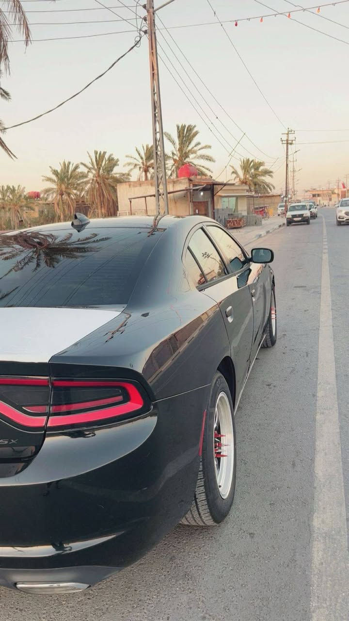 سلام عليكم جارجر sxt مديل 16 //م18
سونار منشور  مع الصور سياره نضيفه ماناقصها برغي من كلشي حداده تأيرات جاهزه من كلشي  سعر 140وبيها مجال للطبيبن 

مكاني بصره قرنه اي استفسار ***********
