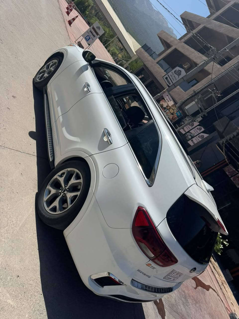 🚘 للبيع سورنتو 2020 SX فول مواصفات

🔹 وارد أمريكي 🇺🇸
🔹 6 سلندر
🔹 ماشية 72 ألف ميل
🔹  معروفه  ال SX فول مواصفات
🔹 الحادثة جاملق وبنيد فقط
🔹 السيارة جديدة جداً ونظيفة
🔹 منظومة تبريد حديده وممتازة ❄️
🔹 السيارة جاهزة للاستخدام وما تحتاج صرف الف ديناى

💰 السعر: 200 ورقة
🔸 بيه مجال بسيط 

📍 مكان السيارة: كربلاء

للاستفسار والتواصل، مراسلة خاص.

*********** كربلاء, العراق

