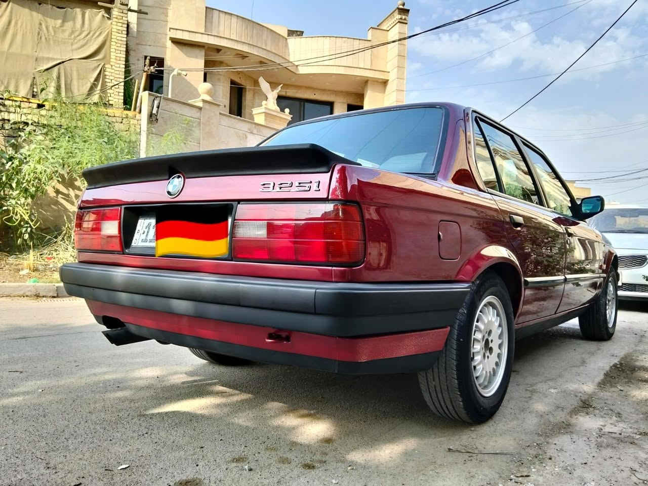 بي ام E30 325i • ١٩٩٠ • ١١٠ الف