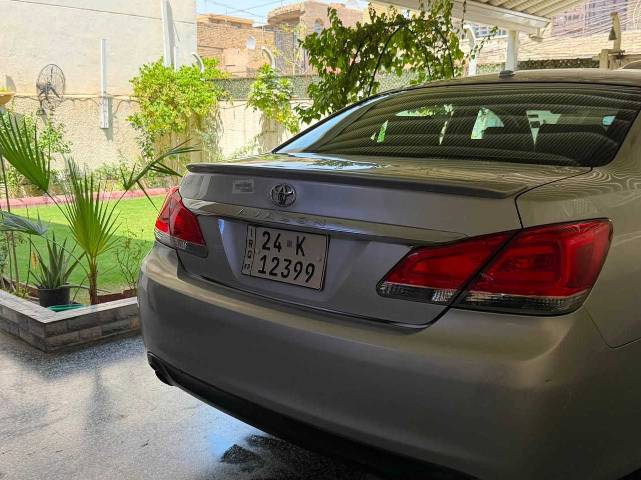 السلام عليكم
افلون 2012
سياره بسمي سياره جديده
وارد امريكي بيها قطعتين كلير فقط
سياره جاهزه من كلشي 
سعر 160 وبيها مجال
الاستفسار ***********
