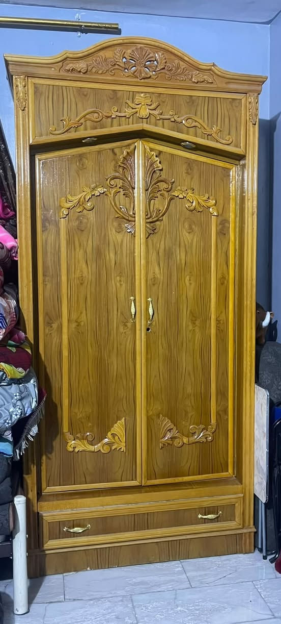 غرفة ضخمة صاج عراقي النظافة 90‎%‎المبلغ المطلوب      مليون و 800.   و بيه مجال بسيط.        العنوان بغداد العبيدي.   رقم التواصل       ***********

