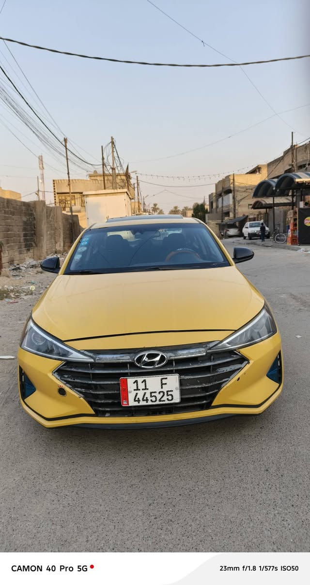 سلام عليكم الانتره للبيع موديل 2020 فول مواصفات 1/1 حادثهه جاملغ وبنيد مصلح بارد نفسهن بدون دواخل تخم تاير تدفئه تبريد ثلج كهربائيات كلهه على وضع الشركه سياره احله من الصور السعر 122 وبيهه مجال بسيط المكان بغداد المشتل *********** /***********

