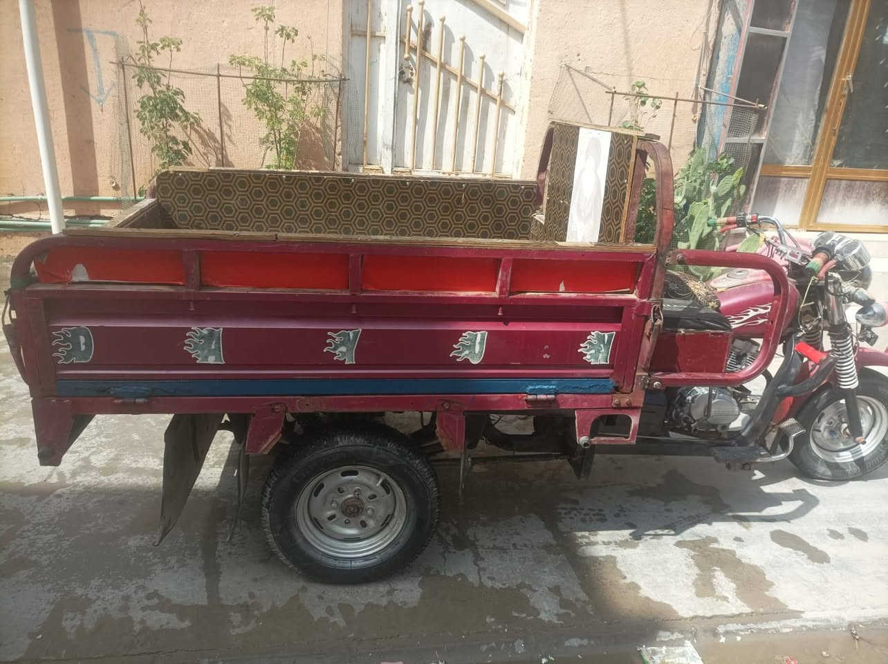 ستوته دايون • مكينة جديدة • سوق الشيوخ