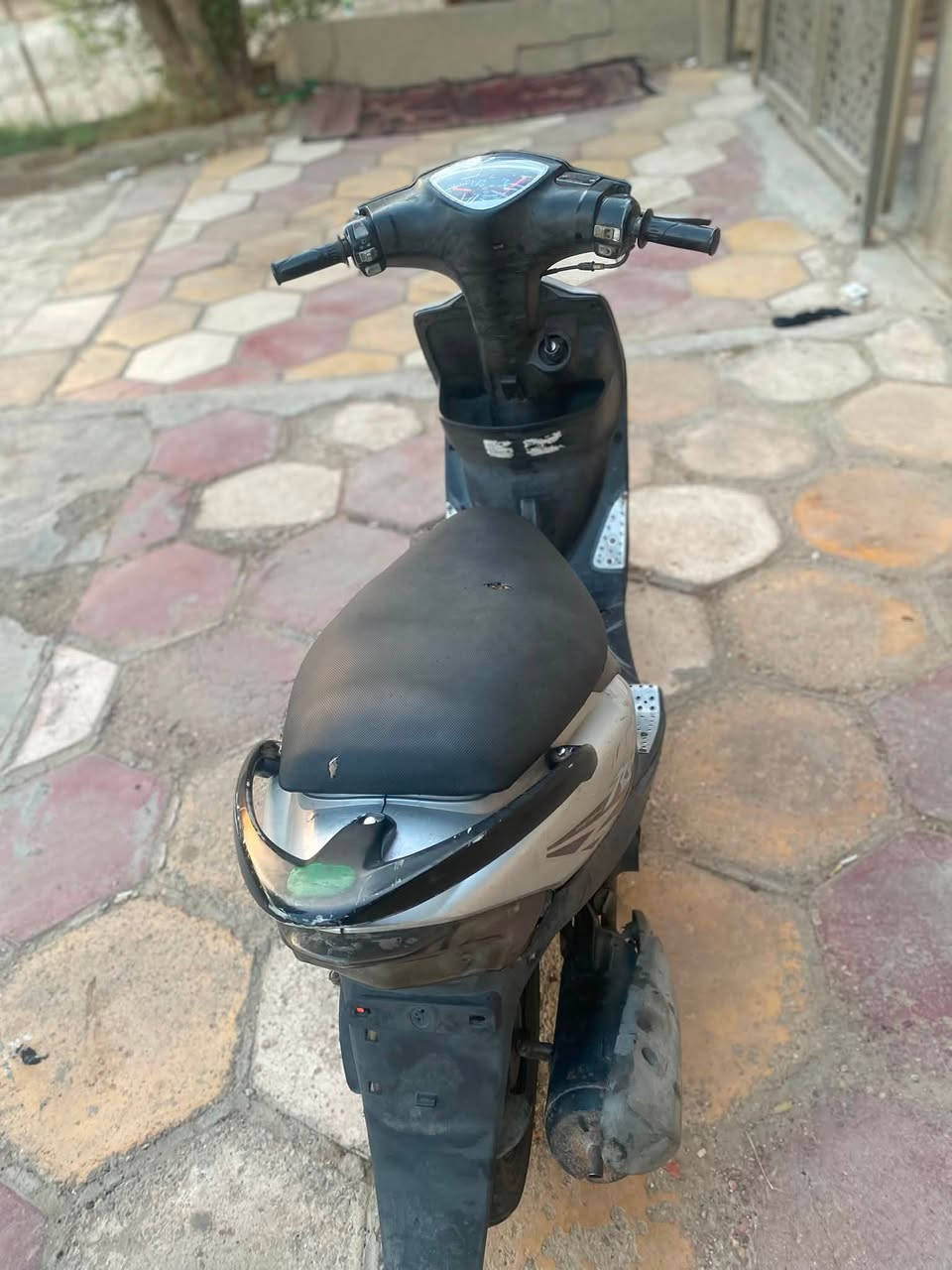 للبيع ب500 وبيه مجال عوزه بس باتري بغداد الفضيليه رقمي***********
