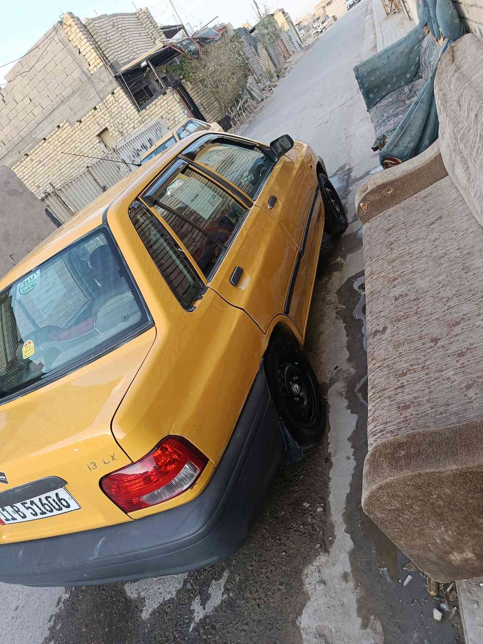 سلام عليكم سايبه البيع 2012سياره جاهزة وجديده تبريد تخم تاير صدر مكينه وكير خير من الله شواصي بلاد مكفولات سياره بيه صبغ ربع باب سايق وشويه يم البك لايت صفحت السايق بدون ضررر بدون تبديل وكله بلاديه بسمنه مصفره جديد تحويل ثاني يوم اي نقص مابيه رقم الهاتف ‏‪***********‬‏السعر 26وبيه مجال بسيط العنوان بغداد الشعب حي اور

