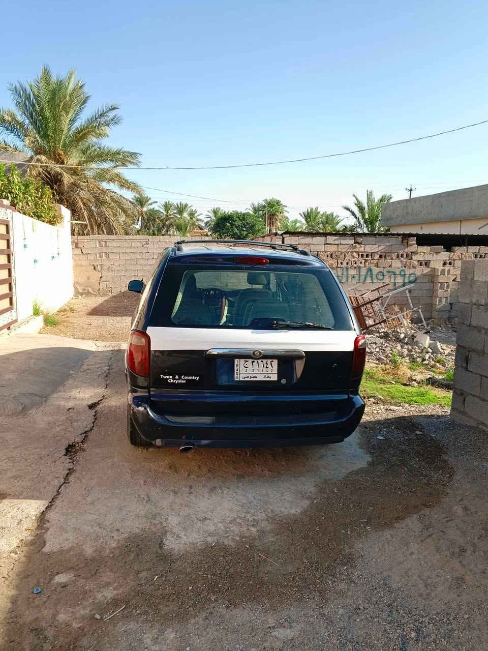 يالله سلام عليكم كلايسلر 2007 رقم بغداد سيارة حلوة ونظيفة محرك ٦ 3300 السعر ٨٠ وبيها مجال بيها نواقص بسيطة تنزل من السعر المكان ديالى دلي عباس رقم صاحب السيارة ***********
