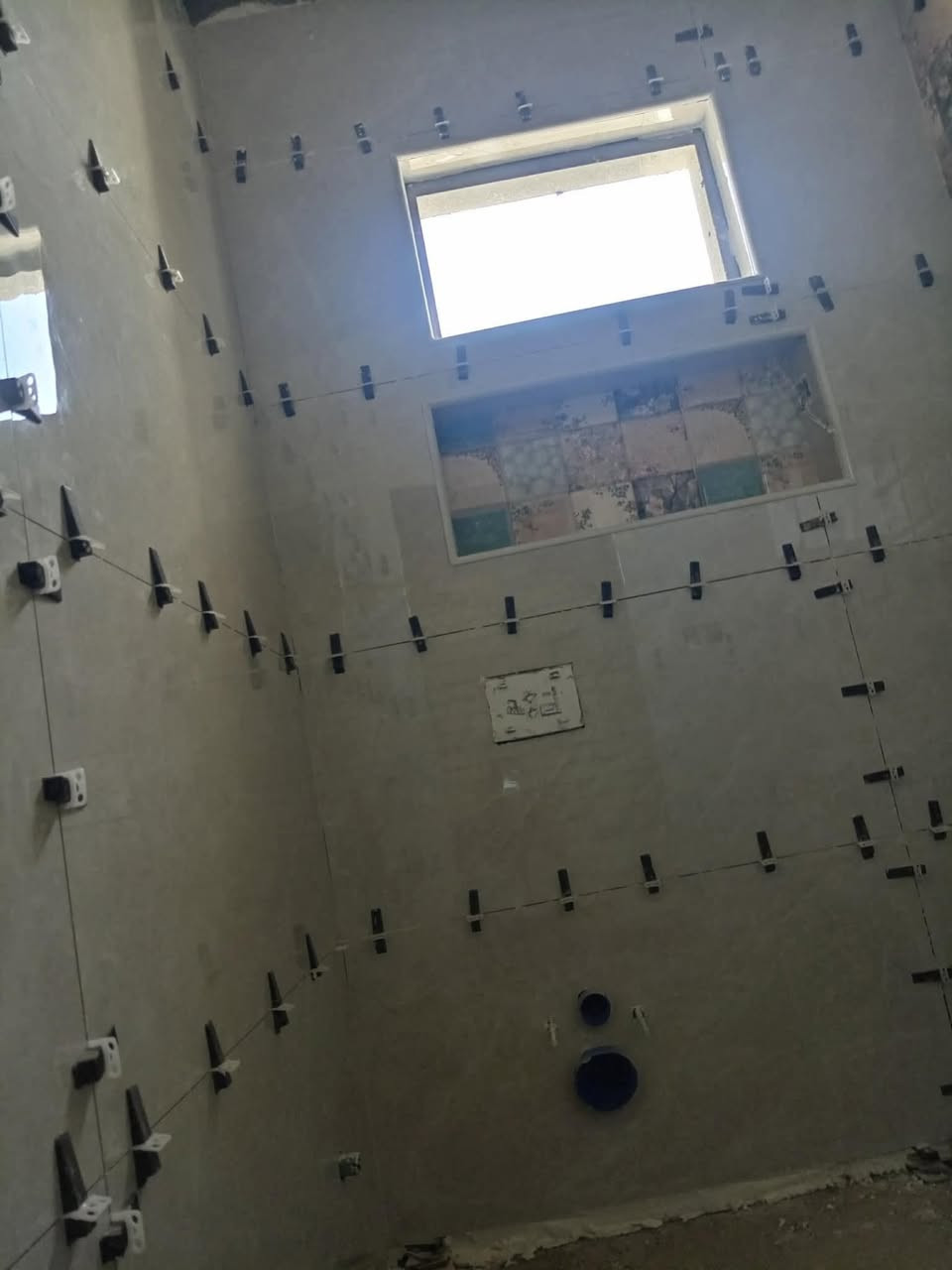 احد اعمالنه وباسعار مناسبة الاتصال ***********
