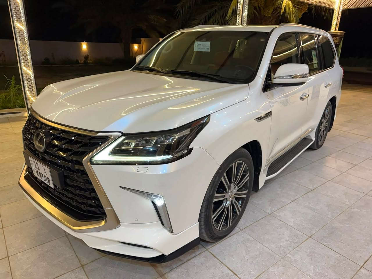 ✨ اللهم صلِّ على محمد وآل محمد ✨
🚘 لكزس 2017 بريم (أصل)

🕹️الممشى: 115 ألف كم حقيقي
📸مكفولة كفالة عامة
📷لا صبغ، لا تبديل، لا دبل كود 
🖲️السيارة بحالة ممتازة جداً، نظيفة من الداخل والخارج وتستحق المشاهدة

، وسعرها مميز ومناسب

💰 السعر 570$

📍 العنوان: بغداد 

☎️ للاستفسار عن السعر أو أي تفاصيل أخرى، يرجى الاتصال أو المراسلة عبر الواتساب

***********
