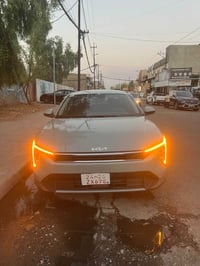 كيا كي فور ٢٠٢٥  السياره دخول جديد بعدها كاتي  ضررها جاملغ فقط وحافة ا...