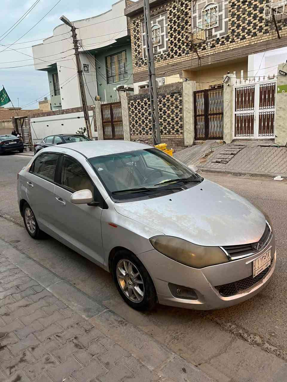 شيري ٢٠١١ عنوان نجف مكفوله من الضربه فقط جراد وشخوط بسيطه مكينه مجفته جديد حداديه زينه ***********
