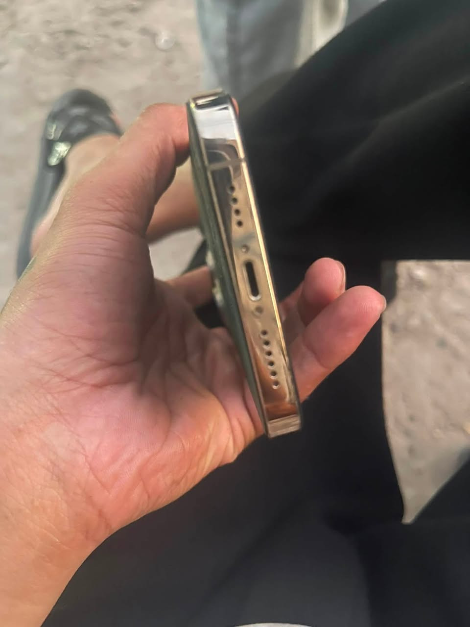 سلام عليكم ١٣برو
مبدل شاشه وبطاريه نوعيه كلش زينه اصليات
شحنه يخبل  
الشاصي ولا شخط 
السعر ٤٨٠ وبي مجال قليل 
بغداد زعفرانيه 
***********
