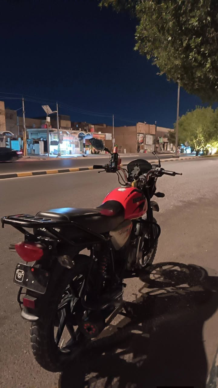السلام عليكم
بوكسر 2023 مرقم بغداد مجفته بالشركه مره وحده دراجه نضيفه شوفه عينكم مابيها لاخيط تبخير ولانواقص غير صينيه زنجيل الفوك وماتعتبر نقص سعرها 1600 مكانها نجف للبيع تواصل واتساب ***********
