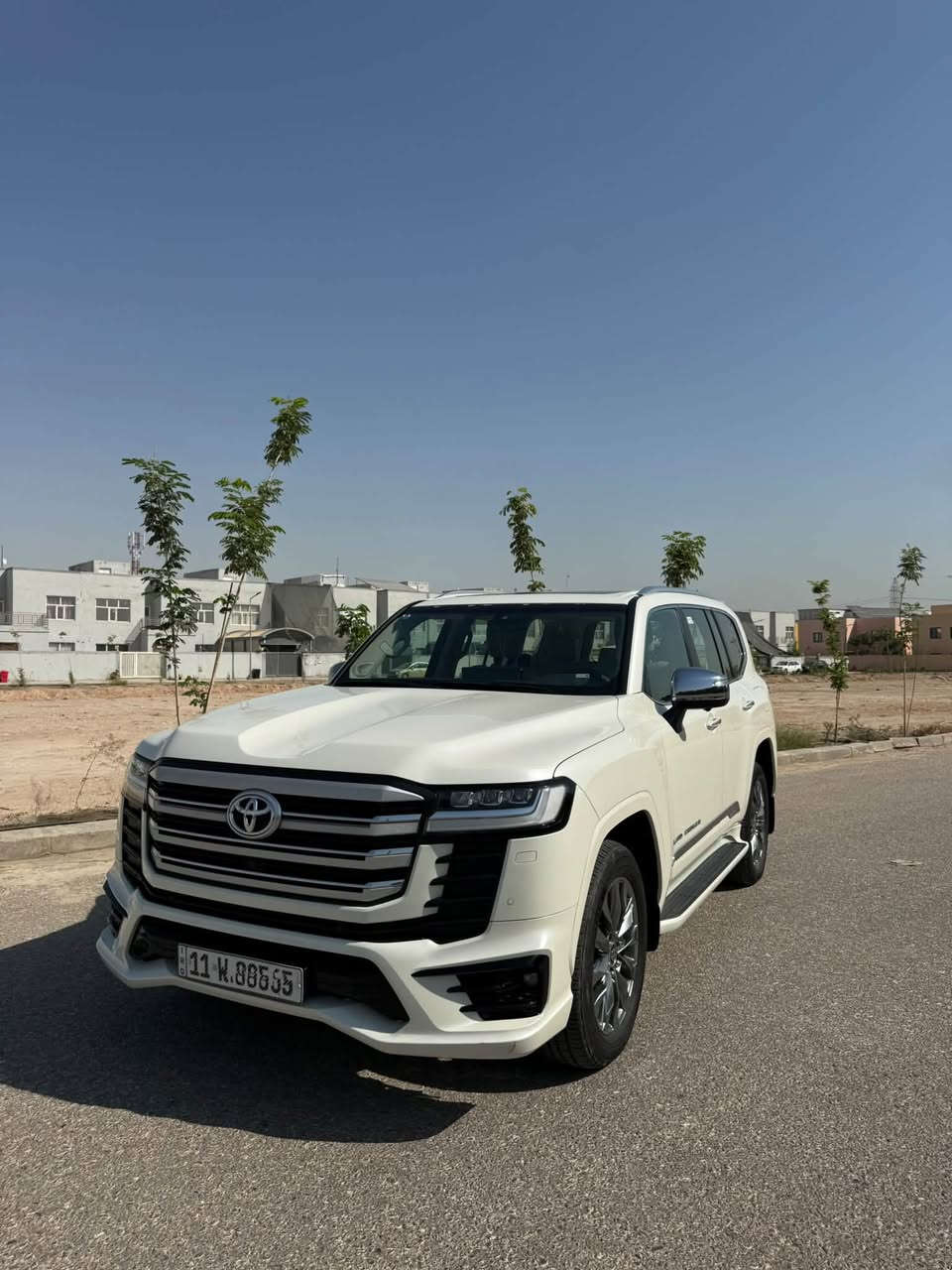 تويوتا لاندكروزر 2024 VX لمتد
ضمان SAS وكفالة عامه
ماشية 32 الف
 مغلفه ppf
محرك 6 سلندر 4000 تنفس طبيعي
سلايد
بصمة ودخول ذكي
تشغيل عن بُعد
هاند بريك كهربائي Auto Hold 
مانع تصادم مع بريك تلقائي
 كوشنات جلد كهرباء
ميموري لكوشن السائق
تدفئة وتبريد الكوشنات
3 شاشات أصلية مع Headphones
تبريد بيانو
نظام صوت JBL
حساسات أمامية وخلفية
دفلوك ونظام زحف
دركسون جلد وصاج مع تحكمات
صندوق كهربائي
LED ثلاث عدسات
إشارات وDRL وBack Light LED
مرايا تعتيم ذاتي
إيرباكات وأنظمة أمان كاملة

باقي الموصفات معروفه 

سعره 760$

رقم ***********
