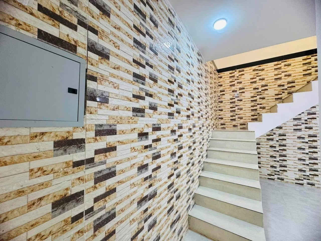 🏠 للبيع دار سكني مميز – حي النداء 
       البيت فارغ  جاهز للسكن 
📍 الموقع: حي النداء – مجمع بيتي الثاني 
📌 قريب جدًا من مجمع الاميرات 
⭐ موقع ممتاز جدًا وسهل الوصول

📐 المساحة: 100 متر
🏢 الدار: طابق واحد
✨ بناء مميز وحديث
🔹 تصميم عصري ومواصفات حديثة
🔹 موقع مرغوب وقريب من الخدمات والشارع العام

💰 السعر: 73مع المجال 

📞 للاستفسار والتواصل:  ***********
