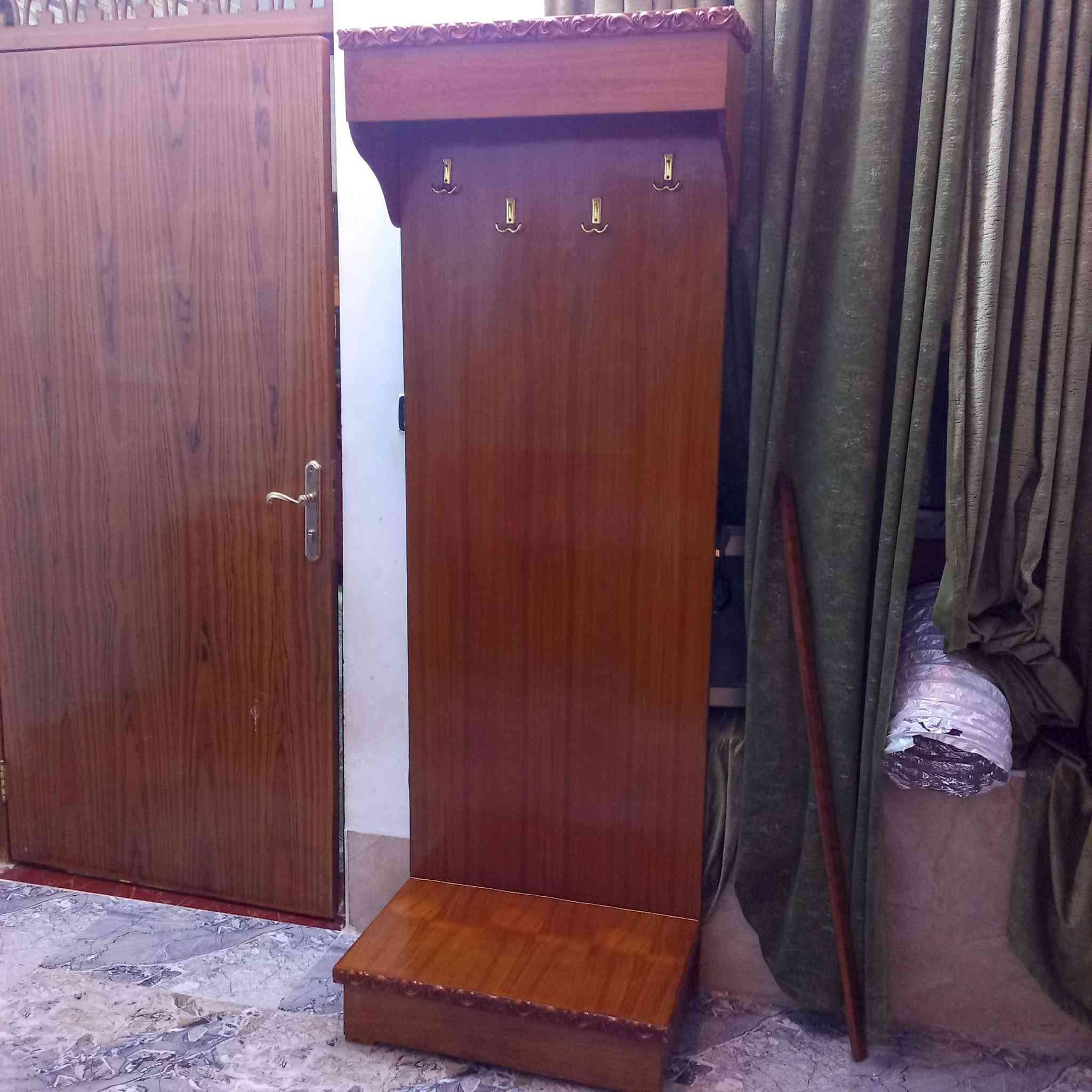السلام عليكم 
غرفه سوكيه نضيفه المكان شارع ستين يم جنسيه الموحده السعر 450 وبيهه مجال ***********
