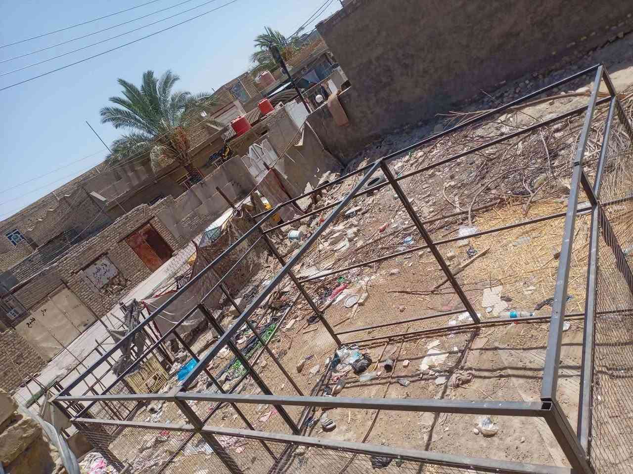 سلام عليكم كشك للبيع يرهم كراج مال سيارة محل قفص ويا جادر جديد
ارتفاع 2 ونص
واجهية 3 متر 
طول 4 متر 
فتح وشد كامل مكمل جديد مامستخدم 
***********
