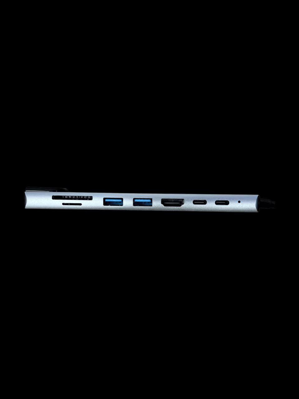 خلصت من كثرة الوصلات؟ 🔌

هذا محول USB-C يحلها كلها ✨

شاشة 4K، إنترنت سلكي، شحن، USB وكروت ذاكرة

كلها بجهاز واحد نحيف وخفيف

مثالي للشغل، الدراسة، والعرض

يدعم أغلب اللابتوبات الحديثة

محول واحد… وراحة كاملة 💻🔥

السعر 20 الف دينار 
التوصيل للمحافظات 5000دينار وداخل بغداد 3000دينار 
واتساب ***********
