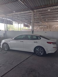 اوبتيما 2020  اجدد اوبتيما بالعراق كفااااله عااامه  ماشيه 70 الف  تبري...