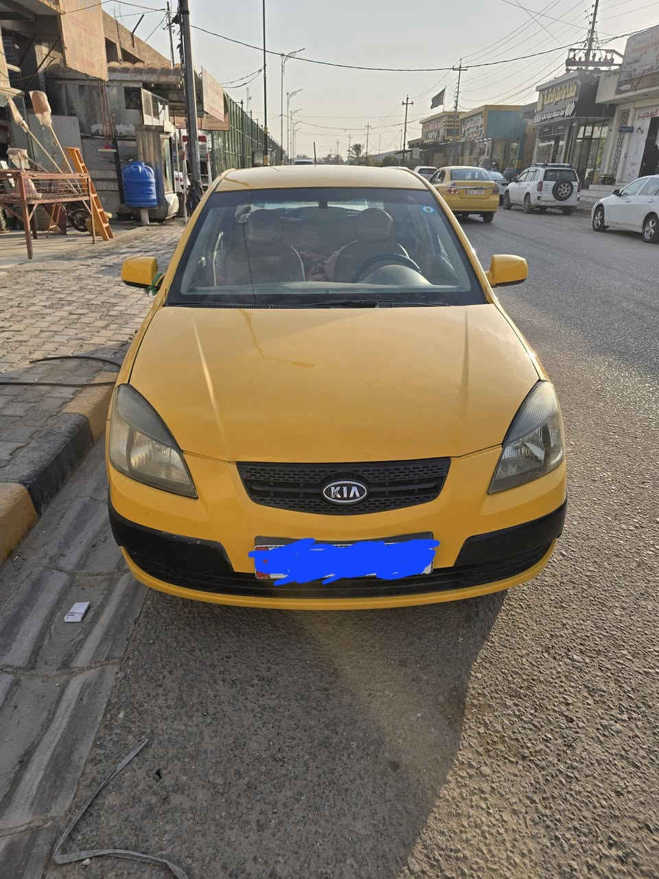 سلام عليكم سياره كيه ريو 2006سياره جاهزه من كلشي تبريد كرهبايات كله شغاله شاشه دوشمه جديد مصفره هيه وغرامات مكفوله من العيب الشرعي غرفته حلوه سعر 70وبيه مجال مامتواجد عله فيس رقم ***********مكاني الديوانيه قضاء سدير
