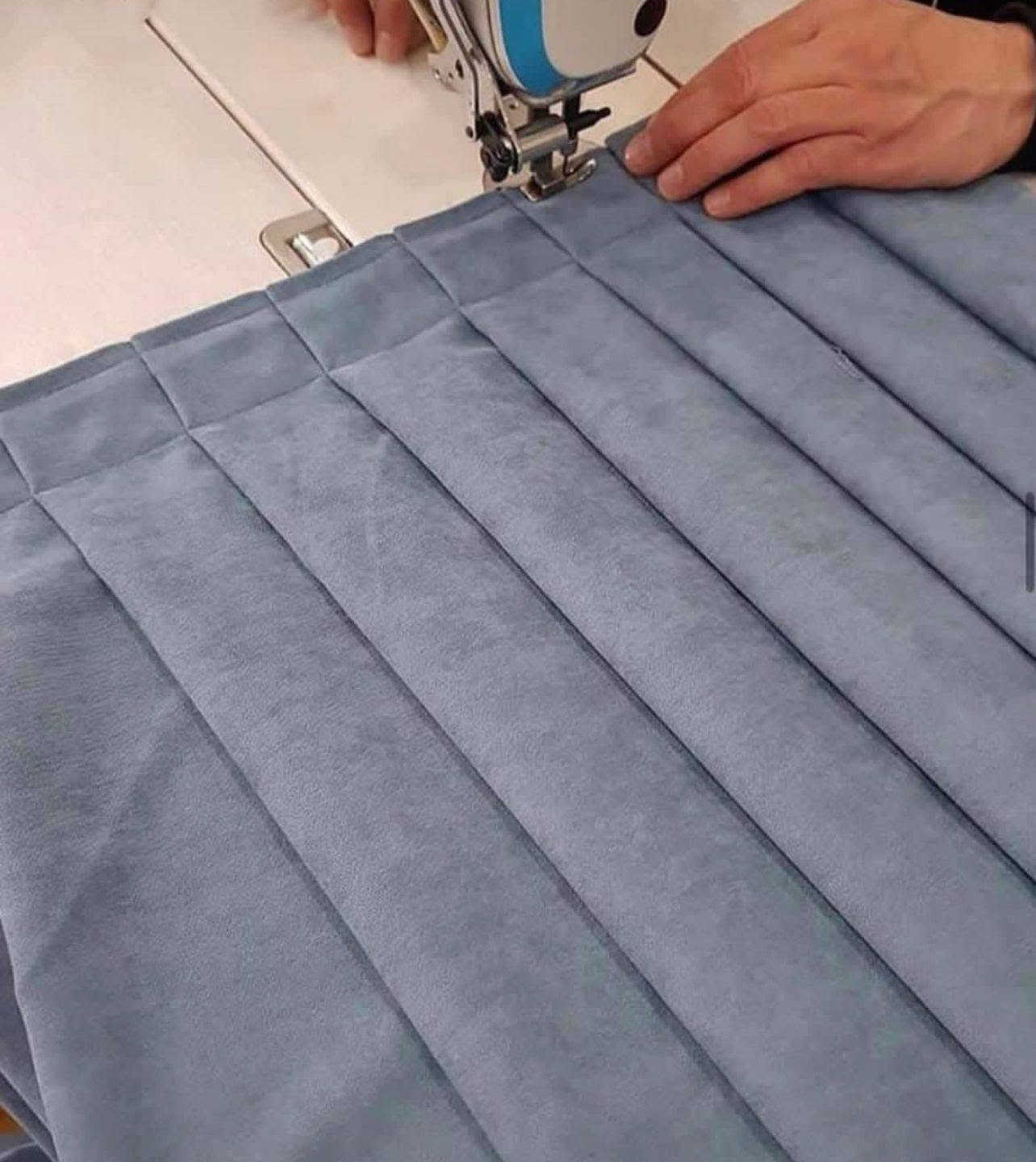 🛑  ( ٧٥).  .ألف فقط 

كل اللي بالصورة ب {{ ٧٥}} الف دينار  #فقط ✋
❤🧡💛💚💙💜🖤 يتوفر اكثر من 30 لون مختلف

العرض 3 متر حسب الطلب .. يكفي اكبر شباك 🤩🤩
والارتفاع ستندر ٣ متر 🥳🥳
.تتكون من ٣ أمتار تول مبطن حسب الطلب 💯✅
٥ونص  امتار شاموو تركي  مقدف 💯✅
وحمالات وبراكيتات جانبية 💯✅
كل إلي بصورة مع سكه بنل ٣متر 🥳
للأستفسار اكثر اتفضلو راسلونا خاص . 
***********
اتصال فقط ومراسلة الصفحة 
توصيل بغداد 5 محافظات .7
.اذا وصلكم خلاف الطلب .. يحق لكم رفض الطلب دون دفع أجور التوصيل 🛑🛑 بغداد, العراق

نص مكتوب في الصور:
- 75 ألف مع السكه قماش قديفه
- 75 ألف مع السكه قماش قديغه
- 75 ألف مع السكه قماش قديقه