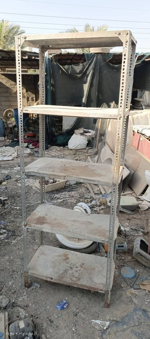 شباج ب 75 ثلاجه تجميد ب 90 سنك وملحق ب 85 رفوف ب٣٠  بغداد حي البتول ***********
