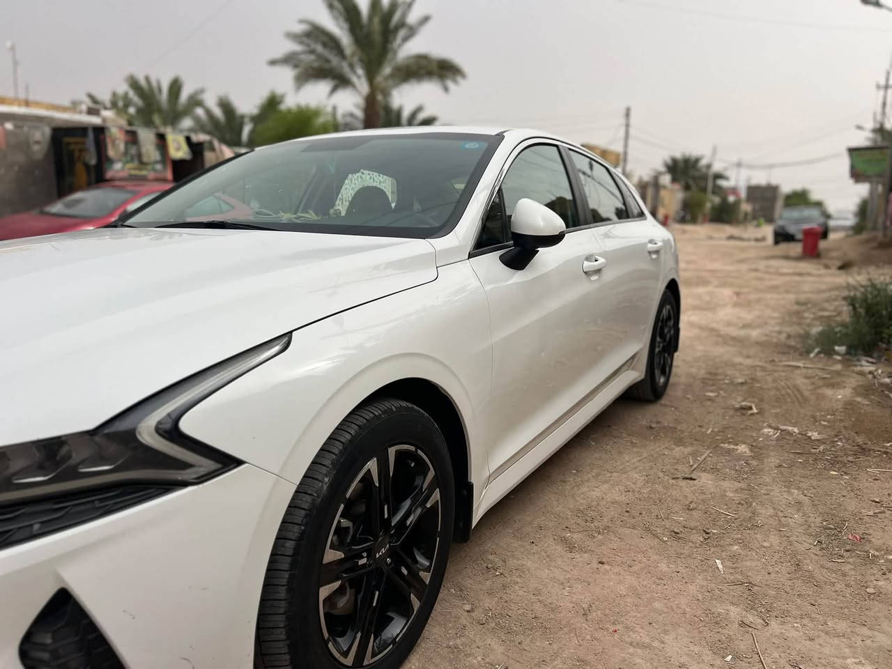 سلام عليكم كي 5 موديل 2021 كفاله عامه سياره رقمه بغداد سياره اقصاد بعد سنه ونص صير حره السعر 173 وبيه مجال لاستفسار عله هاذا رقم ***********
