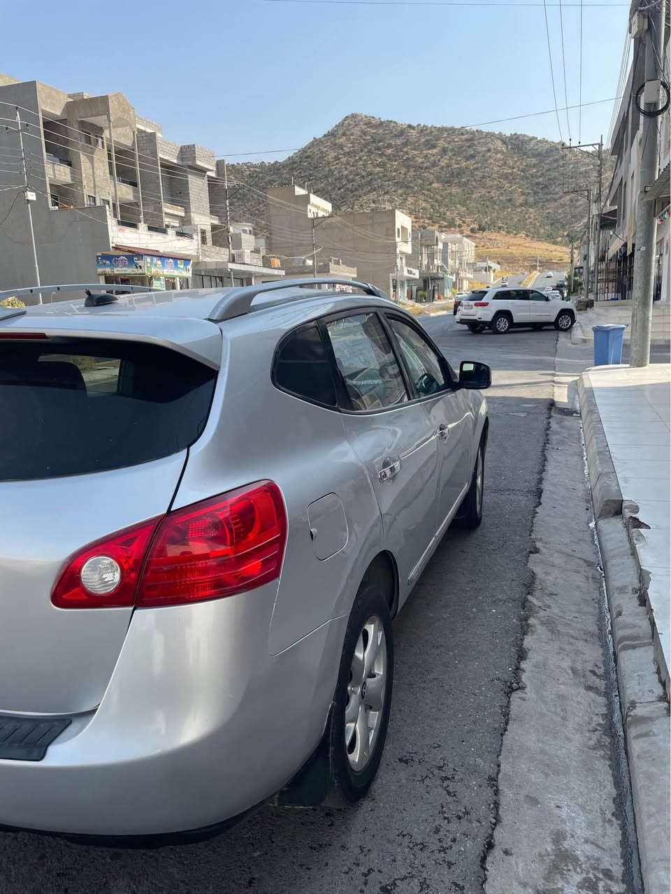 نيسان روغ • ٢٠١١ • ٧٣٠٠٠ كم