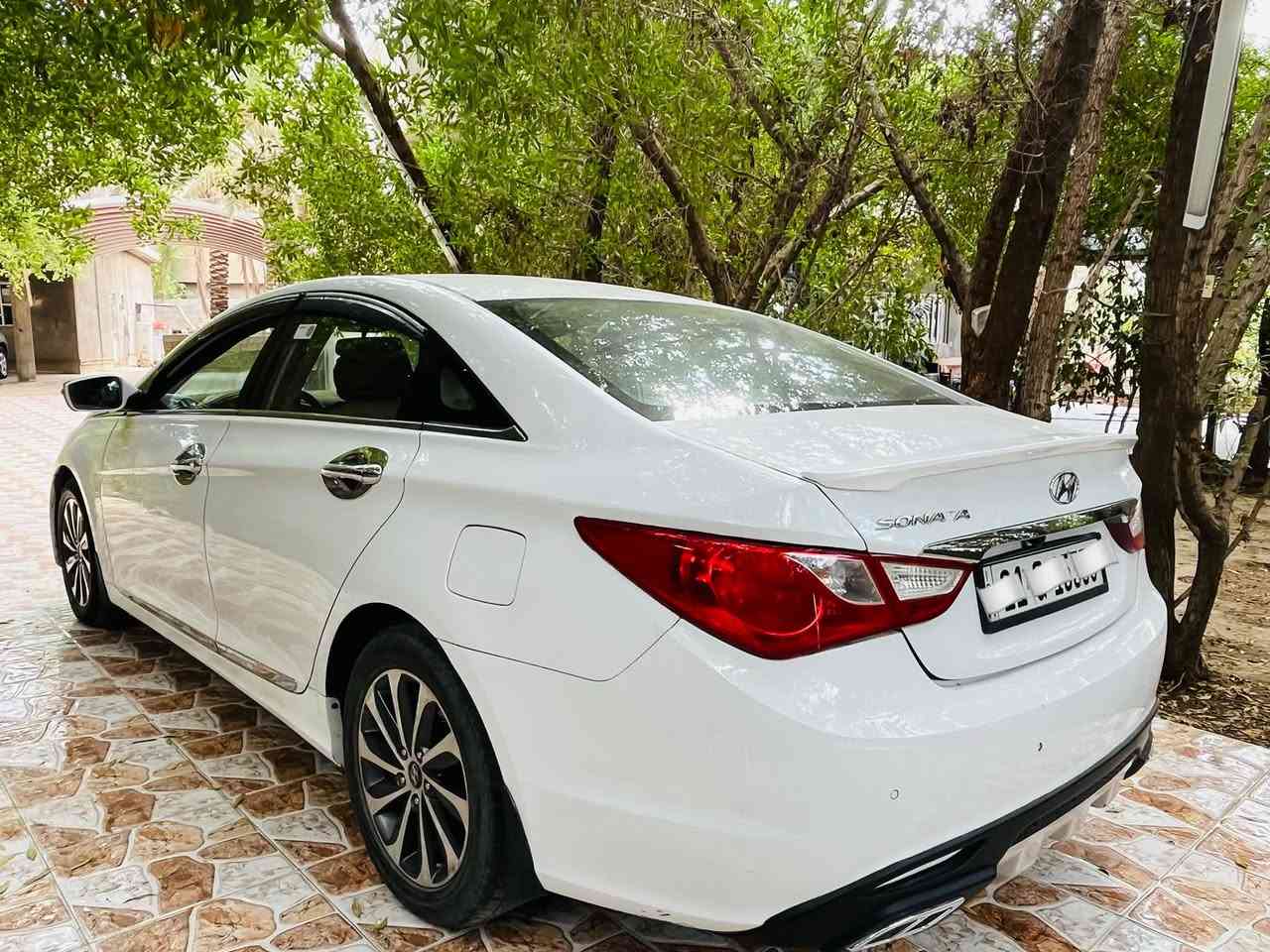 سوناتا ٢٠١١ • محرك ٢٤٠٠ • بدون صبغ