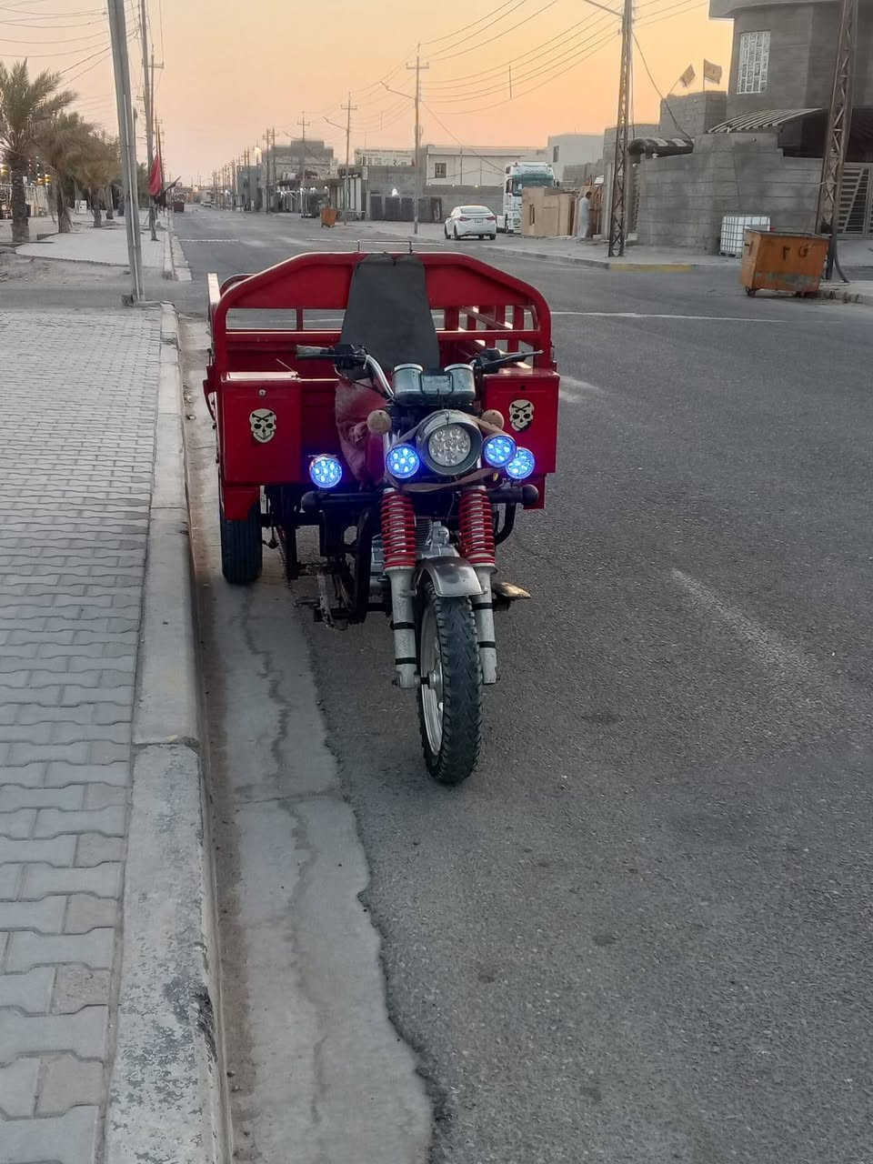 السلام عليكم ستوته جديده مكنيه كارتون ما مفتوحه مكفوله كفاله عامه مكانهه البصره سفوان اوراق اصولي راعيهه رايدهه مليون و750 وبيهه مجال التليفون ***********
