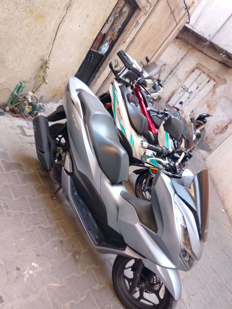 PCX • جيل ٣ • جيل ٤