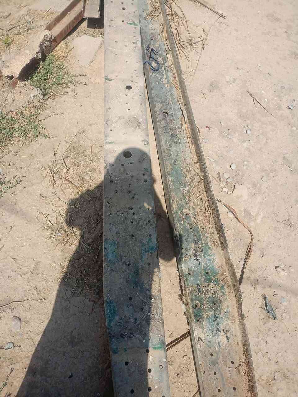 مكلف بل نشر. شلمانات. حديد عدد 4.للبيع للستفسار الاتصال على الرقم  ‏‪***********‬‏
