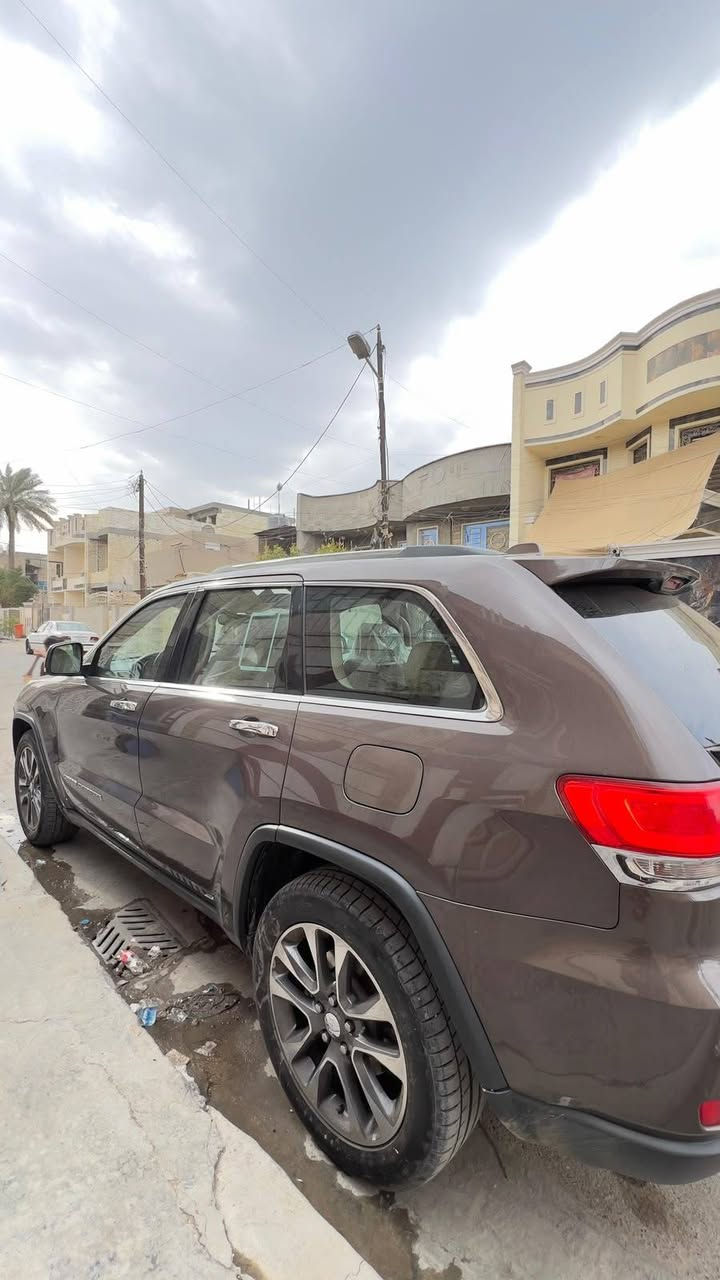 السلام عليكم
السلام عليكم 

جيب خليجي لمتدد بلاص 

كفاله عامه 2018

رقم اربيل  باسمي  

عداد المسافه : 125

حجم المحرك : 6 سلندر 3600 فور ويل  

المواصفات ..

بصمة تشغيل وابواب تشغيل عن بعد 

3 شاشات .. بانوراما سقف 

داخل مقاعد جلد تحكم كهرباء تدفئه تبريد 

حساس امامي خلفي ونظام تحذير اصطدام 

سستم سماعات 10مع مكبر صوت دمام 

تبريد قطعتين وايضا كشن خلفي بي هيتر 

مري قلاب - مري شفط - صندوق كهرباء  

ذاكره خزن ميموري - ويل كب 20 

رقم ***********
***********
السعر مناسب
