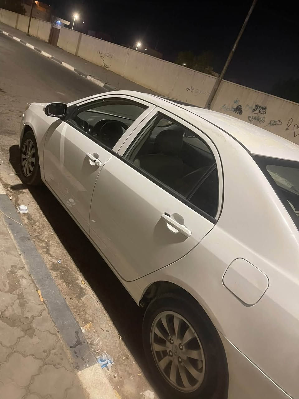 سلام عليكم سياره بي وايدي نضيفه سياره بلاديه مكينه بلاديه مامحوره حداديه بلكارتون ستوه مبدله تبريد ثلج غرفة نضيفه سياره جاهزه موديل 2016 سياره بصمه مكاني بصرة الزبير المربد الجديد للاستفسار *********** سعر 55 بيه او مراوس

