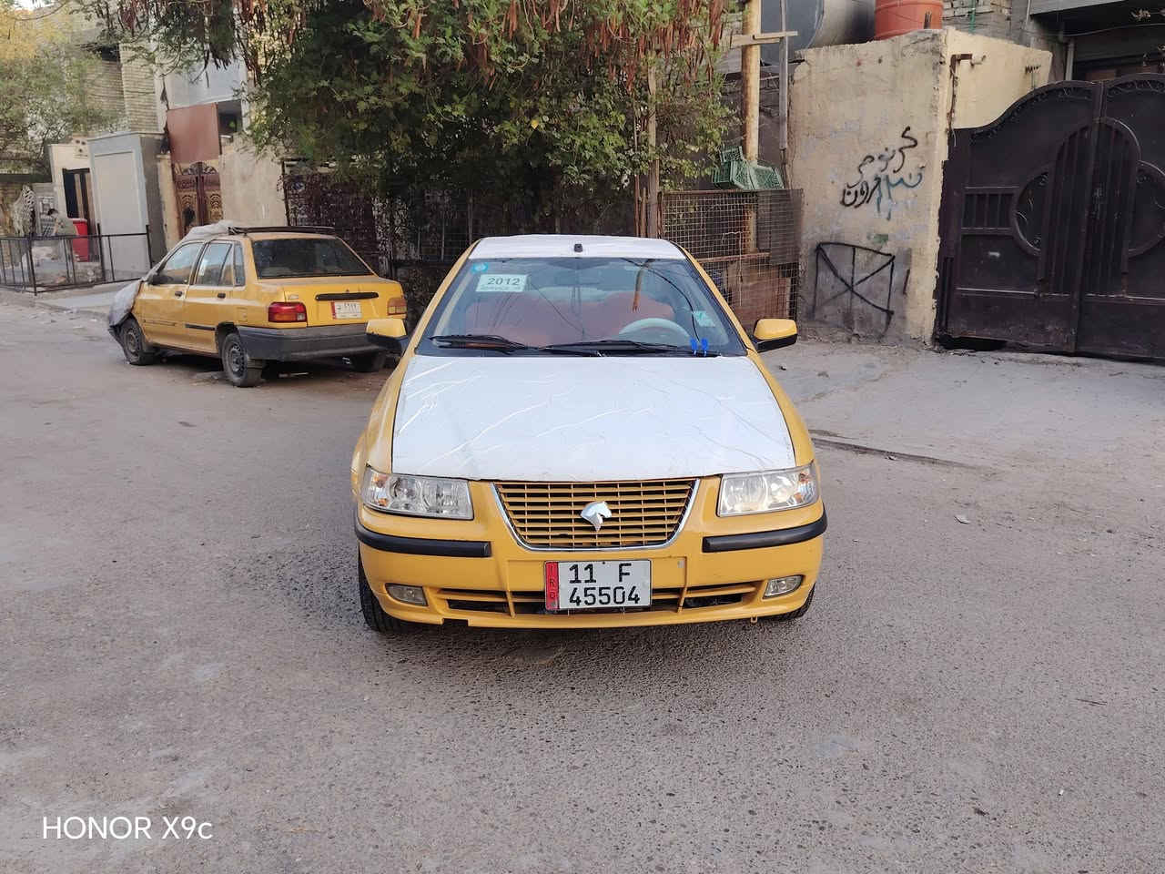 سلام عليكم شباب سمند موديل 2012 رقم بغداد دولي مصفره هيئه وغرامات  سنويه 2031شرط تحويل مكينه وكير خير من الله صدر امامي خلفي نضيف تخم تاير نضيف داخل كلش نضيف مدوشمه كاعيه جلد سياره بيه صبغ شويه بل جاملغ المامي فقط تكم لغود شواصي حوض مكفولات اخوان هواي صورهه مال اليوم وهاي تفاصيل سياره سعرهه 29 وبيه مجال بسيط اليحب يتصل هذه رقمي *********** مكاني بغداد العبيدي قرب البانزين خانه مال عبيدي
