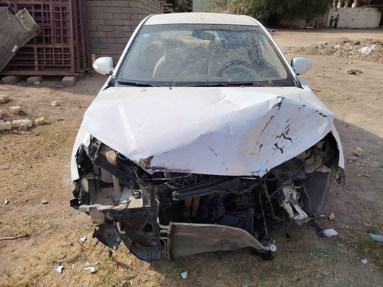 لانتره صابونه  خليجيه موديل 11 ابيع على حادثه بسيط كلش سابقن كفاله وجديده كلش سياره رقم واسط نكليزي السعر 85 وبيه مجال مكاني ناصريه ***********
