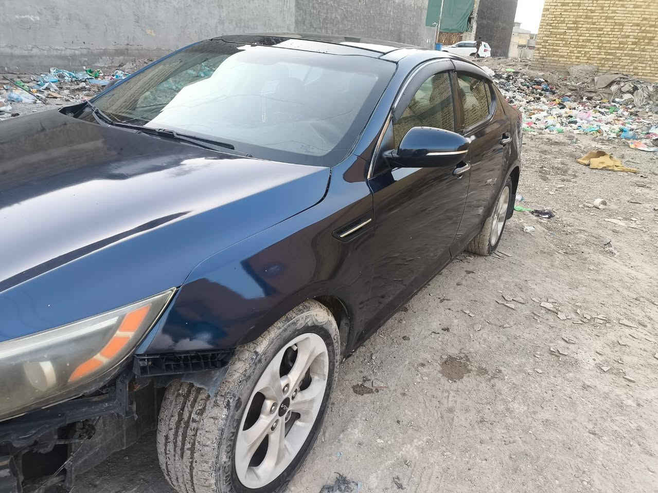 اوبتيما وارد امريكي مكينه 2400Gdi, موديل 2015 رقم واسط بسمي السياره عوزها تعمير المحرك واكير بحاله جيده وضعها مثل مابين بالصوره ...السعر 80 وبيها مجال شي بسيط للشراي مكان السياره الشعلة بالسلاميات 
***********  الشراي يتصل
