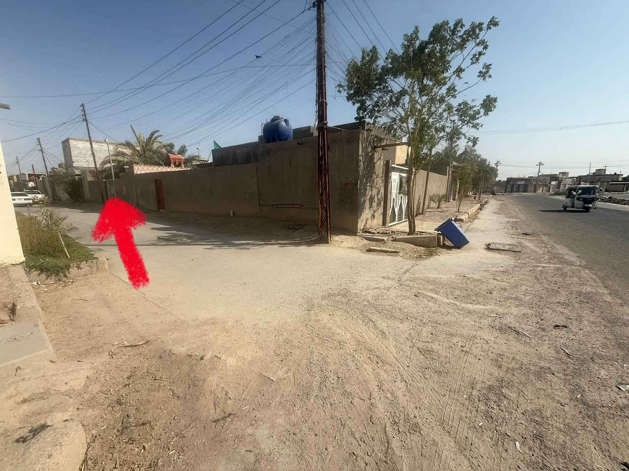السلام عليكم ...
🏠بيت لبيع /طابو تحويل مباشر مساحه 200

العنوان /شارع الهدى فرق بيت واحد عن الشارع العام قريب على فلكة كهرمانه  
السعر /٦٥ وبي مجال 
للا ستفسارالاتصال /***********
