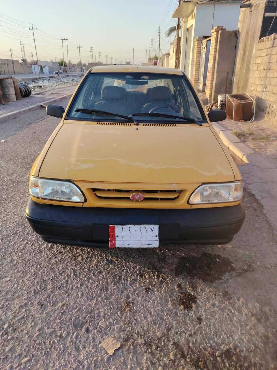 سايبه موديل ١٥ مكفوله من ضربه وتبديل سياره جهزه مكينه وكير وحداديه وتبريد سياره مصفره وخم تاير جهزه من جميع شي سعر ٢٥ وبيه مجال‏‪***********‬‏
