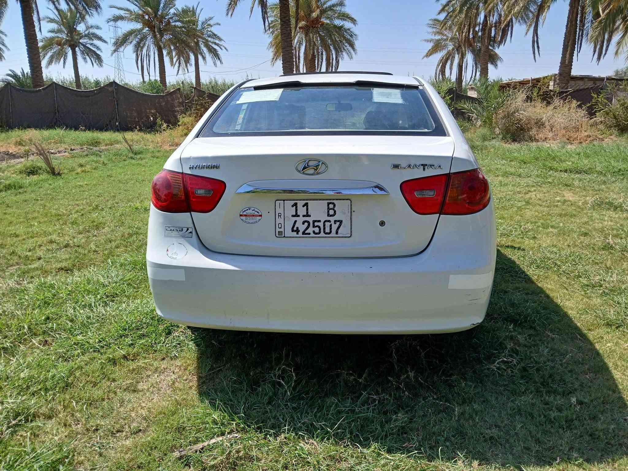 للبيع النترا ٢٠١١ خليجي رقم بغداد الدوالي الجديد بسمي هزة وسنويه ورقم كله جديده السيارة جديدة بمعنة الكلمه كير وحدادية ومحرك خير من الله تبريد ثلج محرك ١٦٠٠ دكشن عالي بيهة الهلا الجاملق صبغ فقط والباقي كفااااله من الصبق والتبديل شرط السونار السعر ١١٢ ورقة وبيها مجال*********** مكان السيارة بغداد المحمودية
