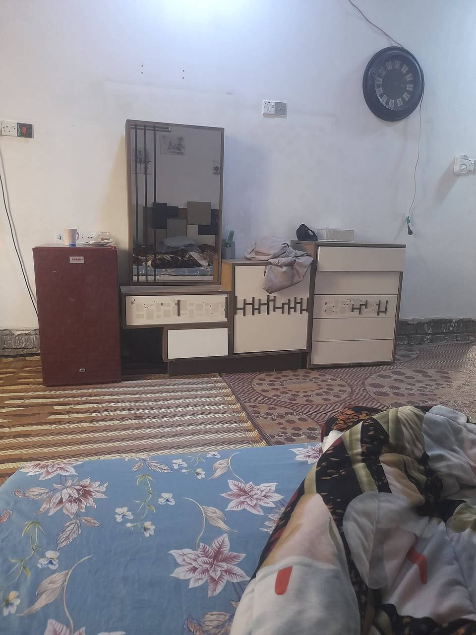 غرفة تركي • تعبانه شوية • ثلاجة نظيفة