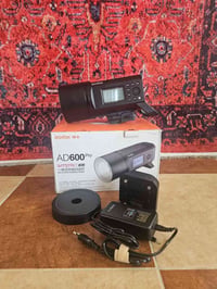 AD600pro • فلاش • قليل الاستخدام