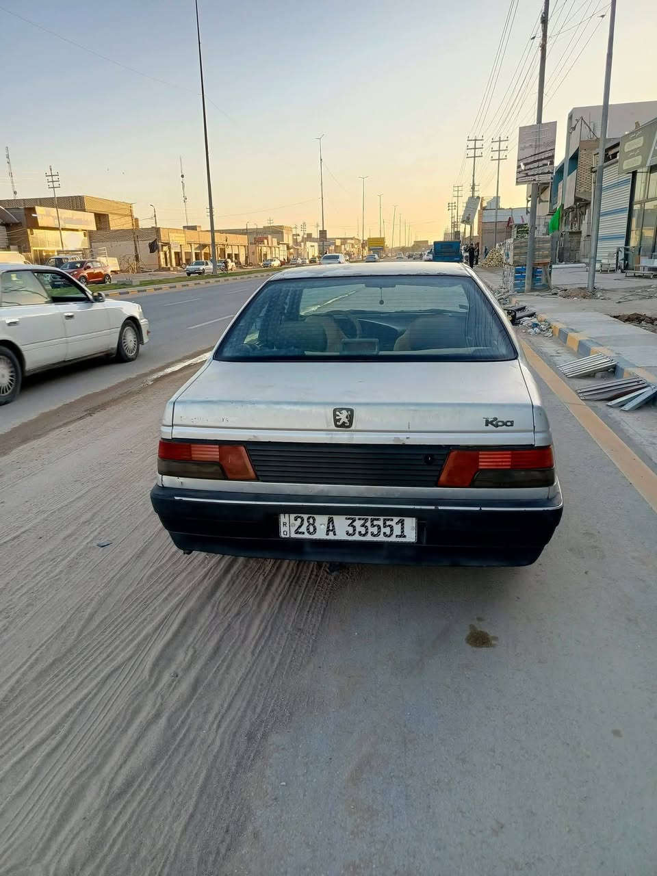 بيجو روى 2009 محور كير ومكينه واكسن تبريد شغال رقم نجف دولي بأسمي سنويه وهزه جديدة تخم تاير جديد نجف كوفه  سعر 25 وبيه مجال رقم المبايل 📞***********

