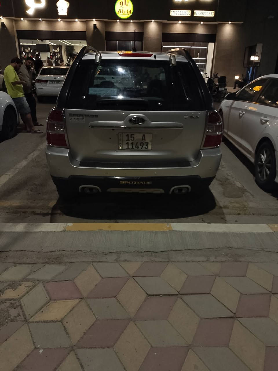سبورتج موديل 9مكفوله بسمي رقم انبار انكليزي تبريد ثلج صدر امامي خلفي جديد تايرات جديد محرك 2000دوش اي نقص مابيه البيع فقط سعر 110.        *********** مكان سياره ابو غريب ابو منيصير
