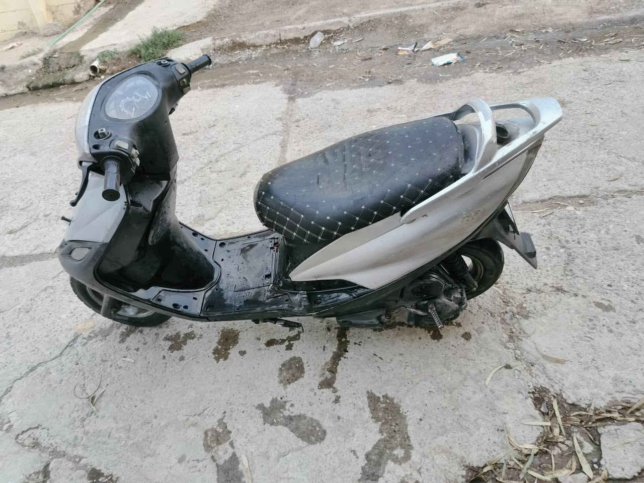 ماكس • ناقصها باتري • محرك شرط