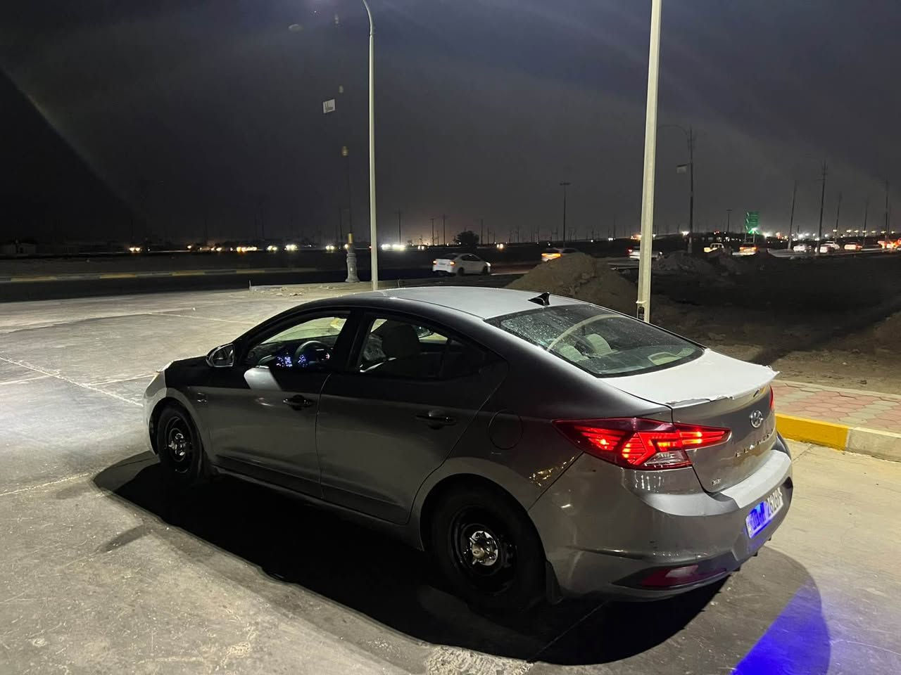 سلام عليكم اللبيع النترا 2019 رقم بغداد بسمي مكينه 2000دوش جديده لا تبخير ولا تنقيص وارد امريكي حادثه جاملغ وباب والباقي كفاله سياره جديده كلش ما متعوبه تبريد ثلج تخم تاير حداده ما ناقصه شي العنوان البصره سعر 93 وبيه مجال بسيط كلش *********** Singapore
