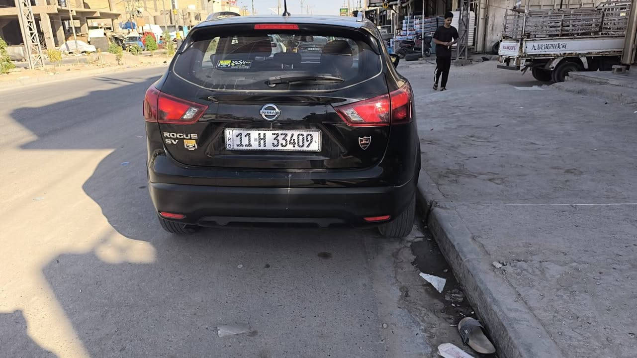 🚗 للبيع – نيسان روج 2017
- الموديل: 2017
- الفئة: S
- المحرك: 2000
- اللون: أسود
- المواصفات:
  - حساسات
  - رادار
  - تجهيزات جيدة وعملية

💰 السعر: 17مليون
📍 الموقع: كربلاء
✅ السعر قابل للتفاوض (بيه مجال) وللجادين فقط.
الرقم بغداد انكليزي الجديد
سن
السيارة نظيفة  وارد كندي فقط جاملغ دبل كود 
 هناك حادث بالعراق جهة الصدر ت ومصبوغ وربع من البنيد مصبوغ وايضا بارد قطعة كف جاملغ خلفي..

للاستفسار اكثر أو المعاينة، يرجى التواصل على الخاص.🚗 للبيع – نيسان روج 2017

- الموديل: 2017
- الفئة: S
- المحرك: 24 سي سي
- الدفع: رباعي (AWD)
- اللون: أسود
- المواصفات:
  - حساسات
  - رادار
  - كاميرات 360
تدفئة مقاعد 
اوامر صوتية 
مثبت سرعة ومانع انزلاق 
السيارة نظيفة جدا 

للاستفسار اكثر أو المعاينة، يرجى التواصل على الخاص.

نص مكتوب في الصور:
- *********** *********** *********** KARBALA سونار 3m.car لفحص السيارات 3m.car لفحص السيارات بالشفافية فوق المصداقية الغطاء الامامي رصعات في المكان المحدد الغطاء الخلفي سليم الجانب الايمن تكحيل + رصعات في المكان المحدد الجانب الايسر صبغ + تكحيل + رصعات في المكان المحدد الجزء العلوي رصعه في المكان المحدد الفرع الأول كربلاء - سريع حي المعلمين - مجاور مقهى كاظم الفرع الثاني كربلاء- مدينة المعارض الجديدة - مقابل الأستدارة