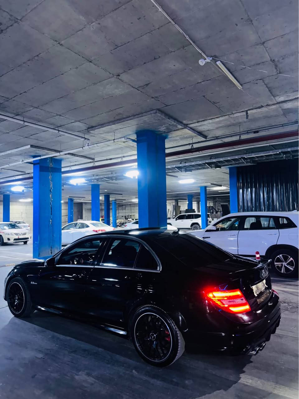 ‎سلام عليكم 
Mercedes Benz C200
‎فول مواصفات ١/١ 
‎بانوراما
‎شاشة كبير 
پرداد 
٢سويج
حه ساسات360
زه مان دوالي الماني 
لايتات محهرك
‎دبل ماوص 
‎داخل ليد 
‎سيستم سماعة 🔉
‎بعد هواي مواصفات 
‎ضرر سيارة فقط بونيت  بدون دواخيل بدون يربك 
‎بدون دواخل بدون ارباك ✅
‎سنوية جديد 
‎تحويل وكالة ثاني يوم 
‎مكان اربيل 
‎سعر155 ورقة مجال بسيط
‎رقم***********
‎واتساب موجود أربيل, العراق

