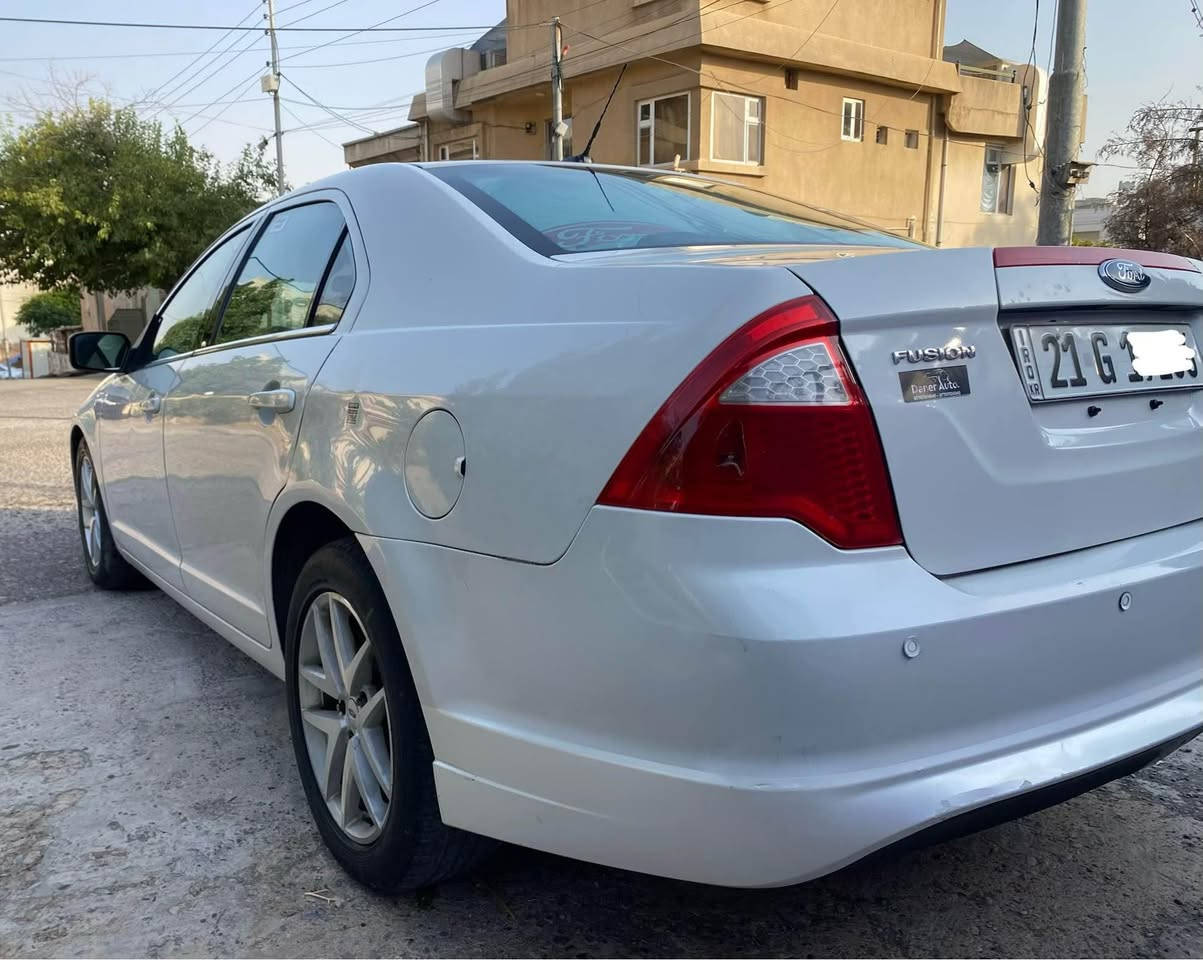 Ford fusion 
مواسەفات SE ٢٠١٠
بێ بۆیاخ  ،  ناوزەرد
گێر ئۆتۆماتیک
چوار جام کارەبا
حاسەی بەگ 
سیستەمی سەوتی SYNC 
مەکینە ٢.٥ چوار پستۆن (مەرغوب)
هەموو گیانی بەشەرت 
چوار تایەی تازە کامل سێرڤس کراوە
تەبرید سارد و گەرم 
سعری ٩٥ $ گەڵاو معامەلە
***********
***********
———————————————————————— السليمانية, العراق
